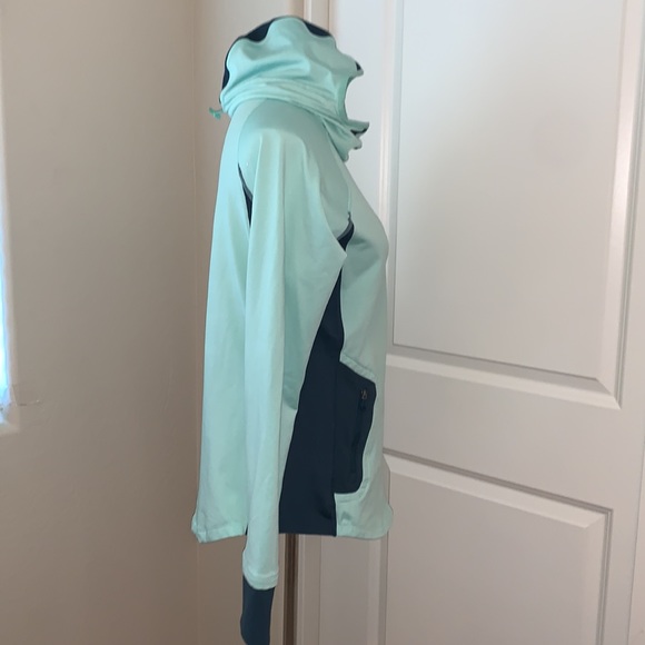 UNDER ARMOUR COLDGEAR SIZE LARGE BEAUTIFUL HOODED PULLOVER - Picture 6 of 8